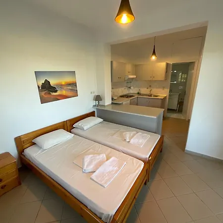 公寓 Petros Kythera *