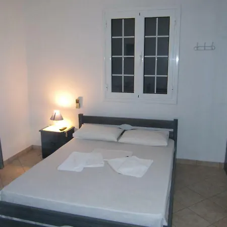 Petros Kythera Apartment