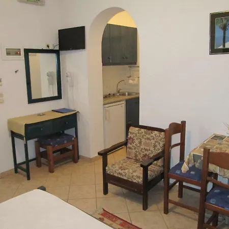 公寓 Petros Kythera *