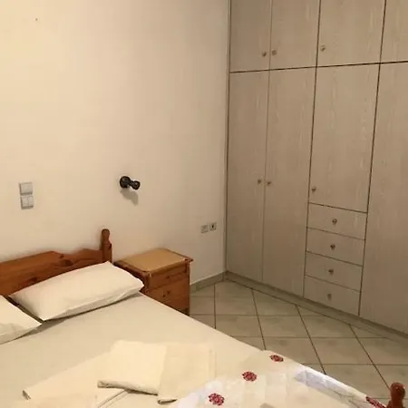 Petros Kythera Katsounion